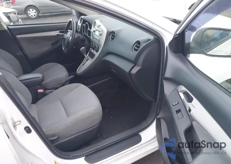 2009 Toyota Matrix S z USA, uszkodzony, nr VIN 2T1KE40E19C012416